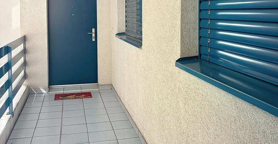 Wunderschöne 3,5-Zimmer-Wohnung mit Kamin in Clarens – Foto 18 von 41