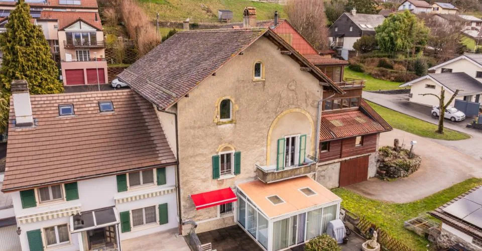 HAUS MIT BAUPOTENZIAL IN CHAVORNAY – Foto 10 von 24