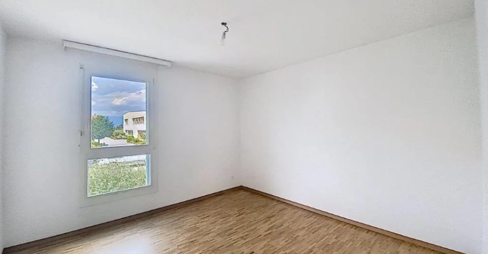 Appartement de 3.5 pièces au rez-de-chaussée