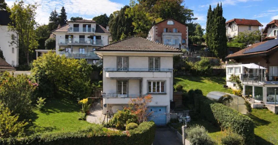 Villa individuelle de 6 pièces avec studio indépendant – Foto 2 von 9