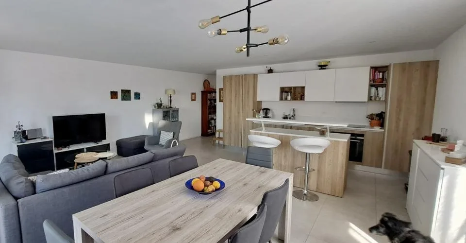 APPARTEMENT DE 4,5 PIÈCES AVEC BALCON – Foto 4 von 4