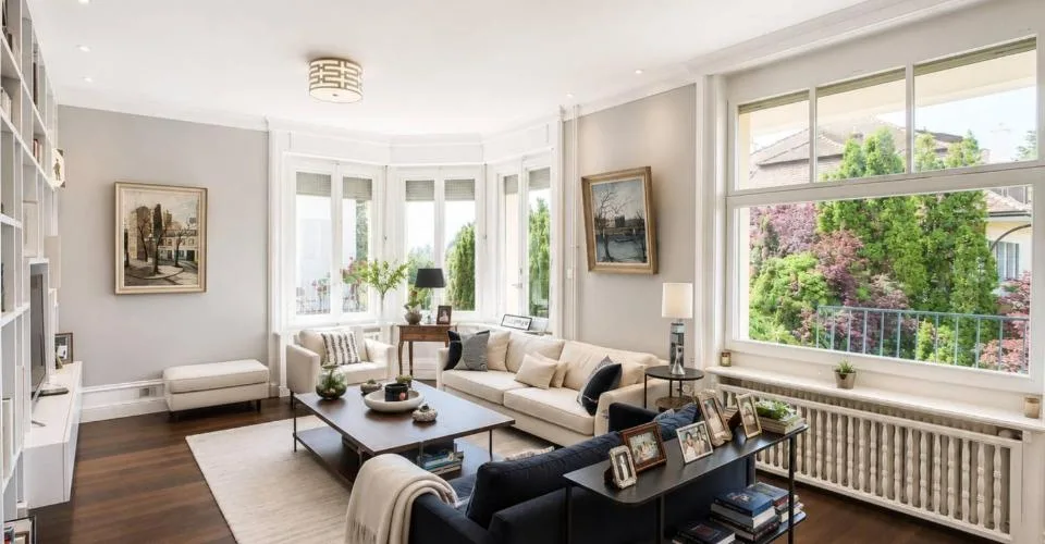 Haus mit 9 Zimmern – Foto 3 von 26