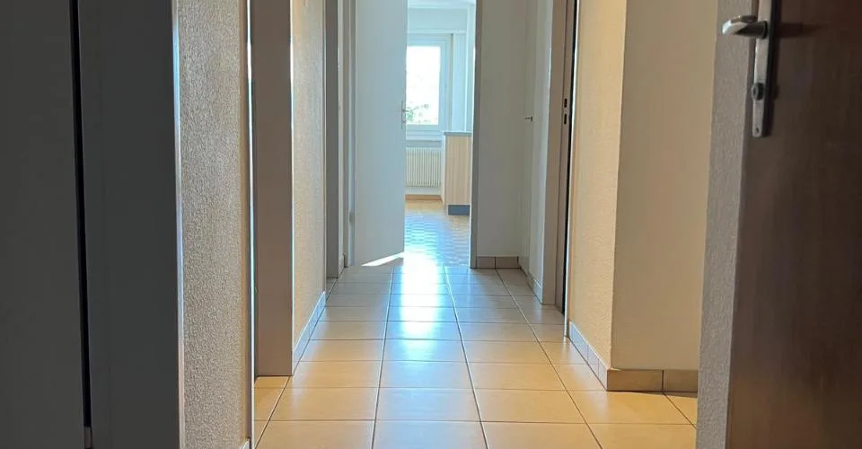 Bright 4.5-room apartment with a view in La Neuveville – photo 9 of 10