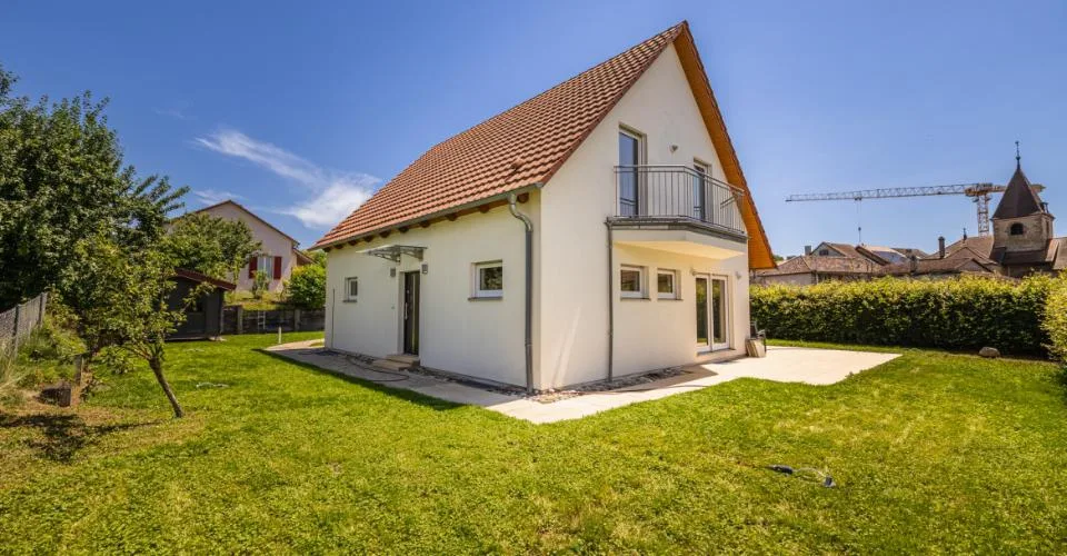 Villa unifamiliare Minergie 5.5 locali a Bavois con giardino, terrazza e garage doppio – foto 1 di 25
