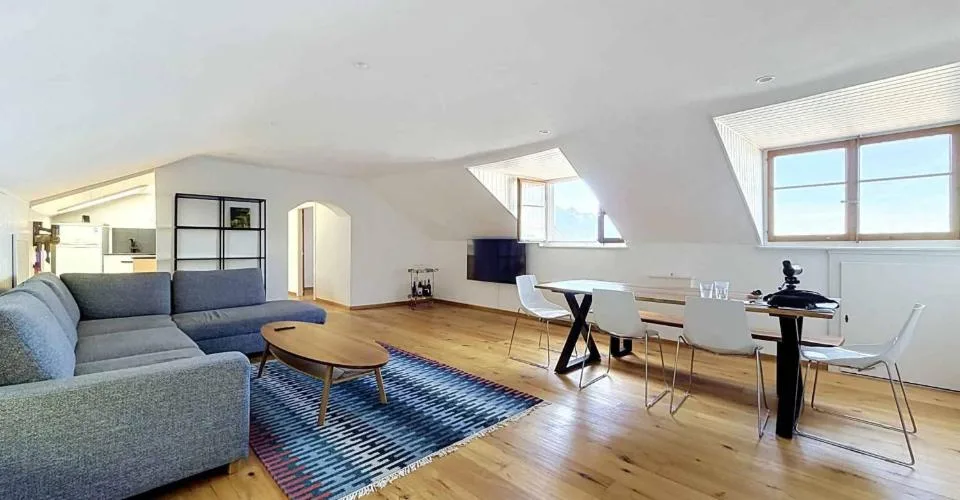 UN APPARTEMENT DE CHARME SUR LES HAUTEURS DE MONTREUX – Foto 3 von 20