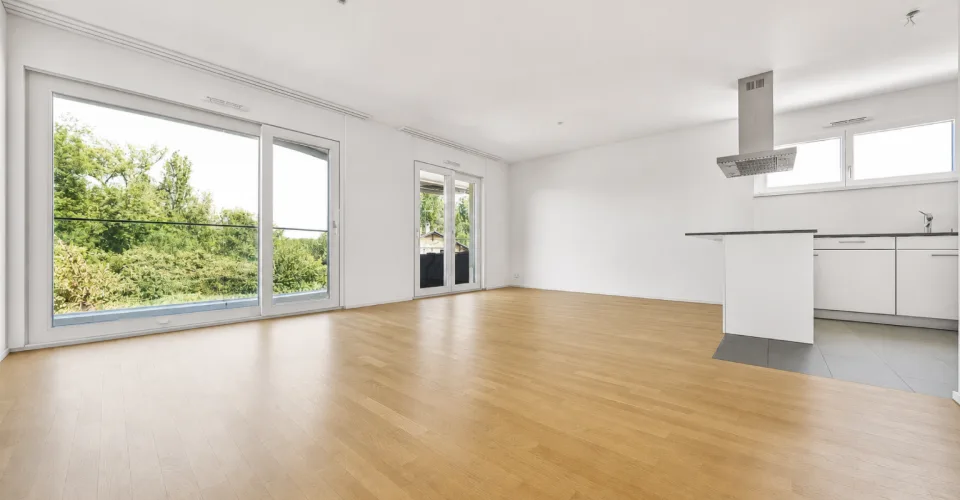 Moderne Wohnungen mit hohem Standard und Balkon-Terrasse in der Nähe des Sees – Foto 11 von 26