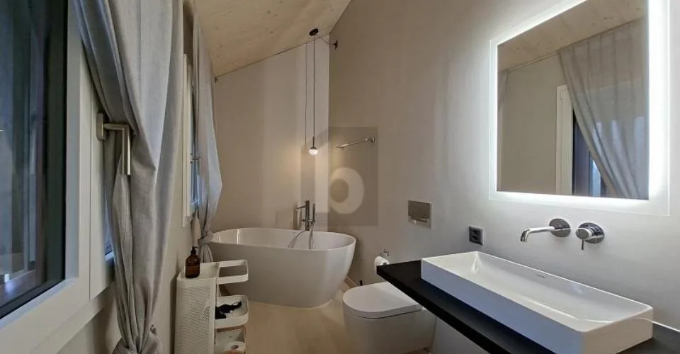 HIGH-END HAUS, EXKLUSIV, MÖBLIERT, BEZUGSFERTIG!