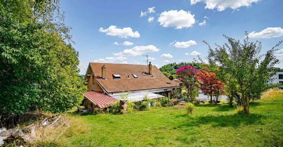 Casa Familiare Spaziosa - una Proprietà con Grande Potenziale di Ristrutturazione – foto 12 di 12