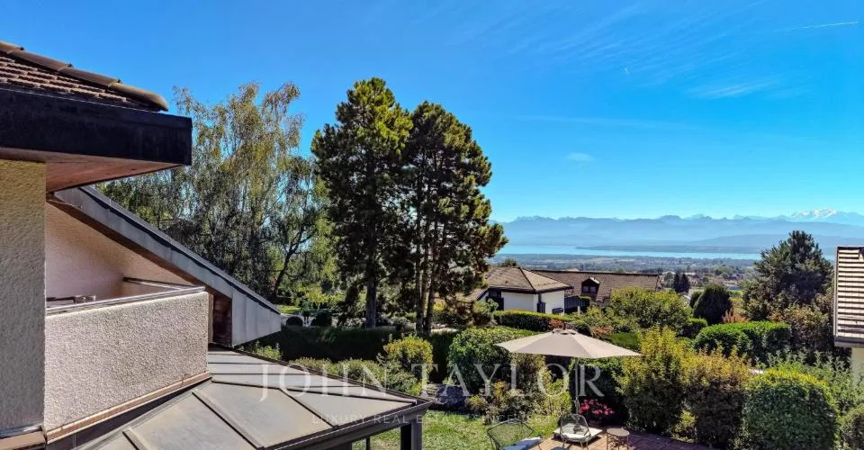 Villa avec piscine, vue lac et Mont-Blanc – photo 13 sur 26