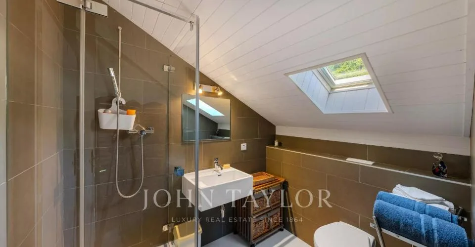 Villa avec piscine, vue lac et Mont-Blanc – photo 12 sur 26