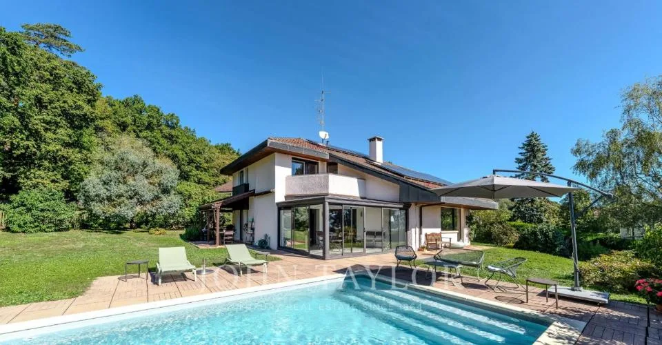 Villa avec piscine, vue lac et Mont-Blanc – photo 2 sur 26