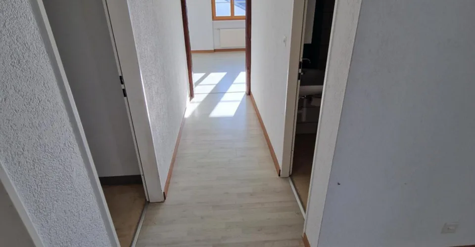Un bâtiment nouvellement isolé avec votre terrasse sur le toit