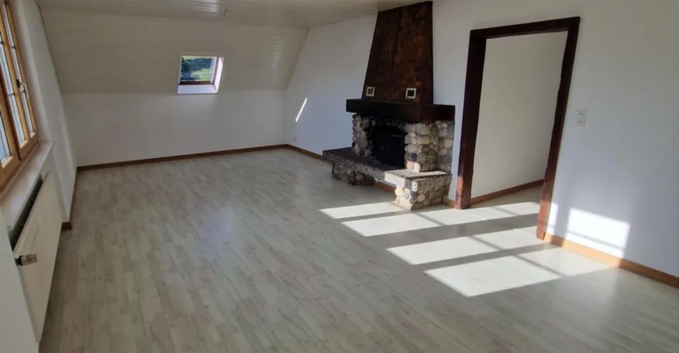 Un bâtiment nouvellement isolé avec votre terrasse sur le toit
