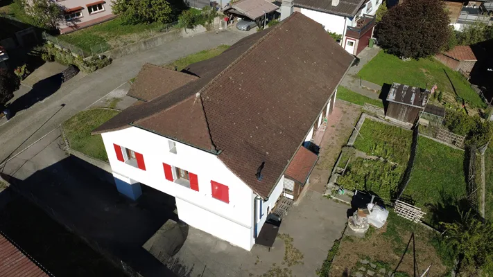 Grande maison comprenant 2 appartements, avec en plus, un excellent potentiel à mettre en valeur – Foto 6 von 19