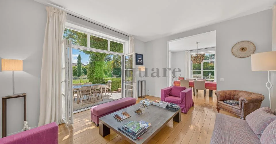 Prächtige Einzelvilla mit 7 Zimmern und Garten – Foto 17 von 26