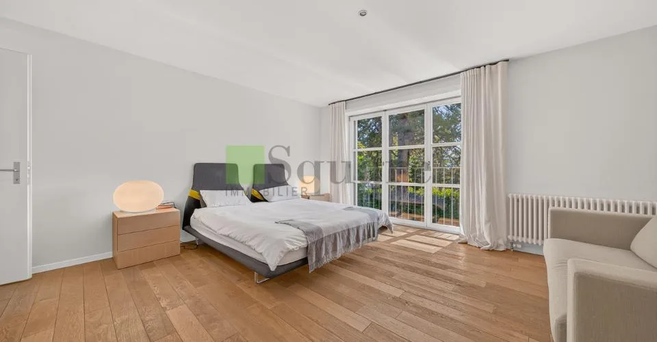 Prächtige Einzelvilla mit 7 Zimmern und Garten – Foto 24 von 26