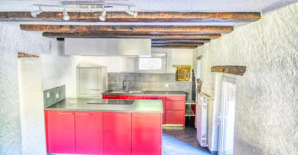 ESCLUSIVITÀ Casa di villaggio caratteristica con grande potenziale – foto 17 di 30