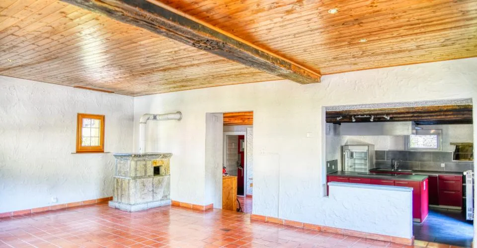 ESCLUSIVITÀ Casa di villaggio caratteristica con grande potenziale – foto 15 di 30