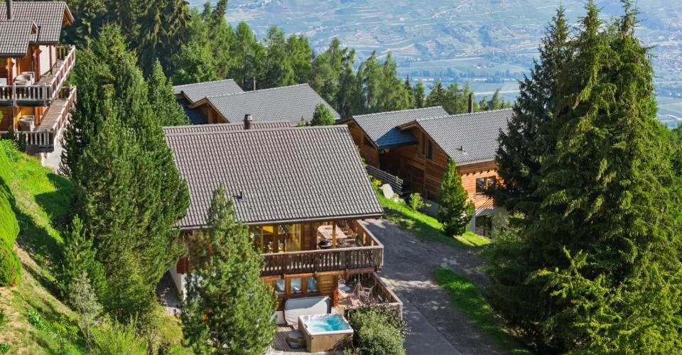 Résidence secondaire - Un bien d'exception aux portes des 4 vallées – Foto 2 von 13