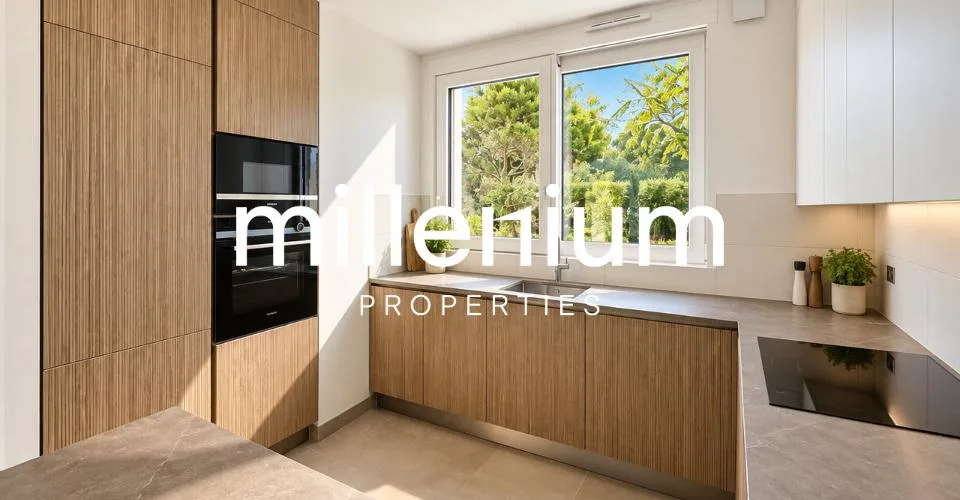 Family house with independent studio in Thônex