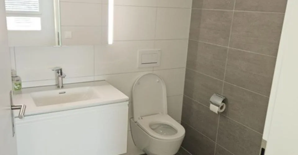 Bel appartement de 4.5 pièces, lumineux et bien situé au centre de La Chaux-de-Fonds – Foto 8 von 9