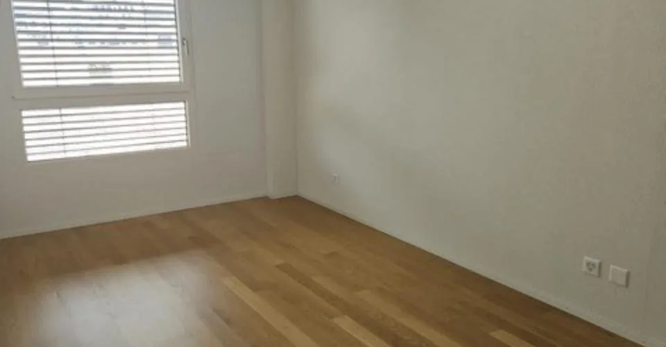 Bel appartement de 4.5 pièces, lumineux et bien situé au centre de La Chaux-de-Fonds – Foto 7 von 9