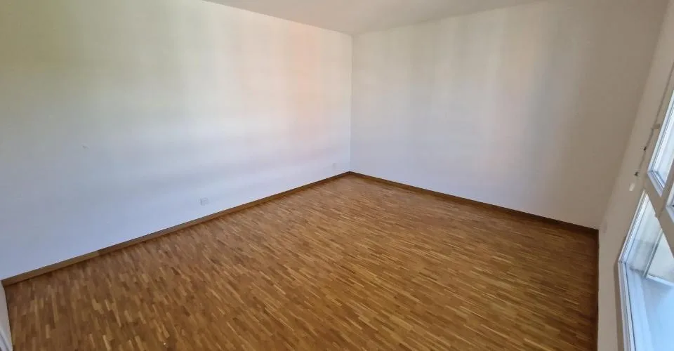 Appartement de 3.5 pièces au rez-de-chaussée