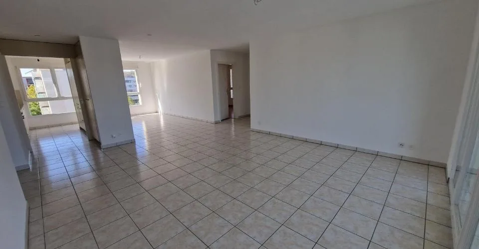 Appartement de 3.5 pièces au rez-de-chaussée