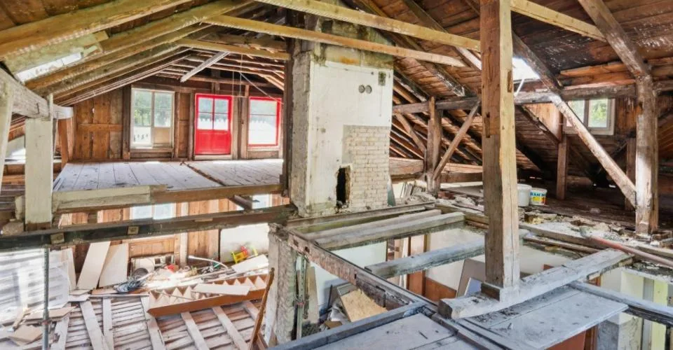 Immeuble à fort potentiel de transformation au Locle – Foto 8 von 9