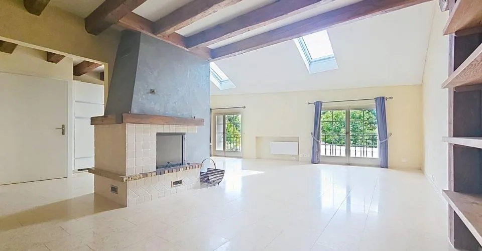 Haus mit Charakter, renoviert mit 2 Wohnungen – Foto 2 von 22