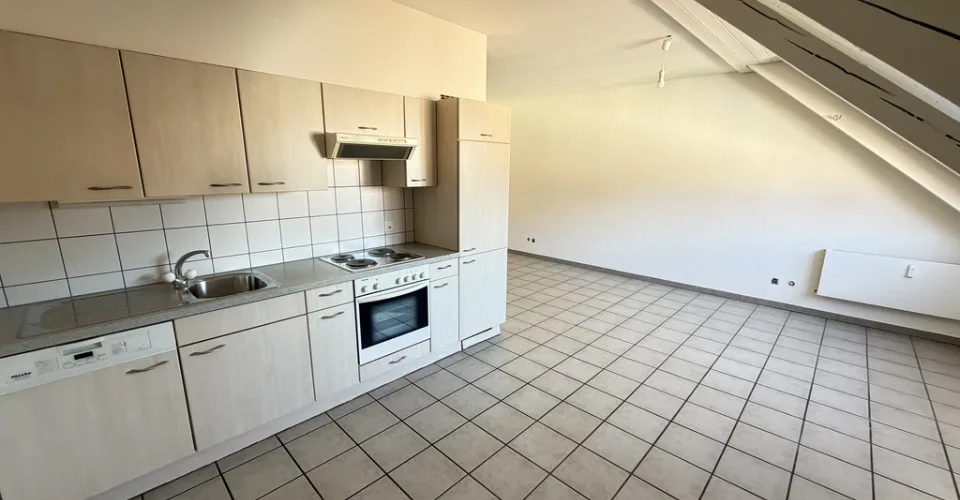 Spacieux studio sous les combles – photo 3 sur 5