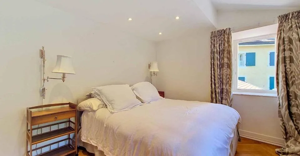An exceptional residence in the heart of Genolier – photo 9 of 13