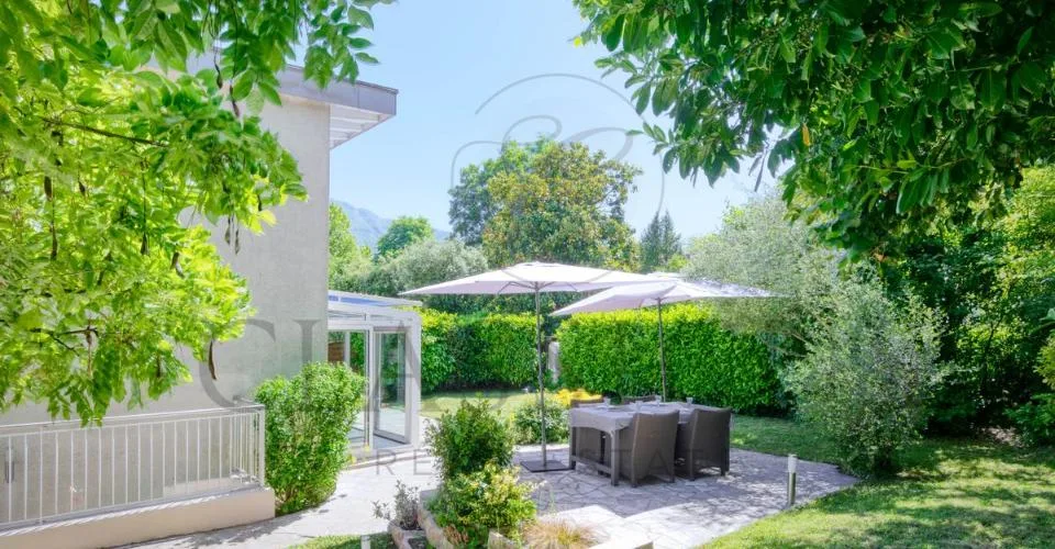 Maison familiale en pignon avec jardin privatif, véranda et 4 stationnements – photo 26 sur 26