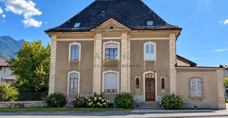 LE MANOIR – SAINT-PIERRE-DE-CLAGES – Foto 2 von 2