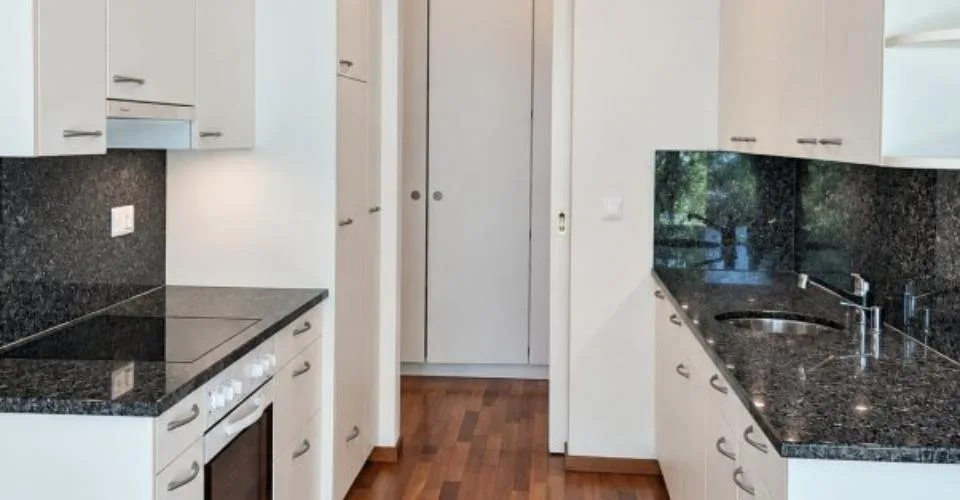 00421 - Appartement avec jardin privatif - Lore-Sandoz 12 - Bienne(BE) – Foto 6 von 10