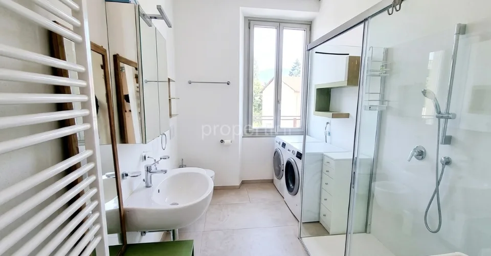 Modern city apartment in Bellinzona, TI – photo 21 of 24