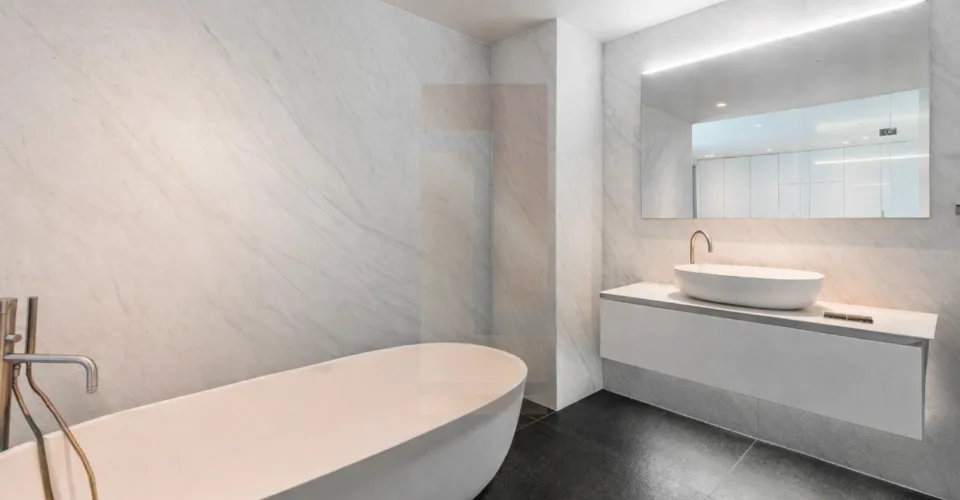 Élégant duplex contemporain avec double hauteur et services hôteliers – photo 7 sur 19
