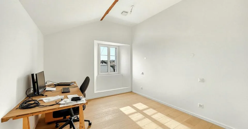 Triplex rénové dans une bâtisse de 1865, à 10 min de Morges – foto 12 di 26