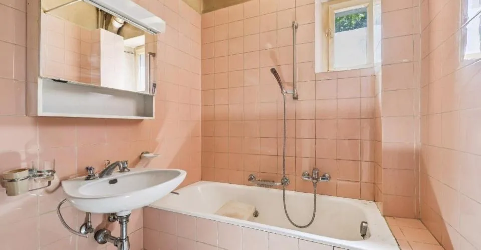 Maison à rénover avec fort potentiel – Foto 10 von 26
