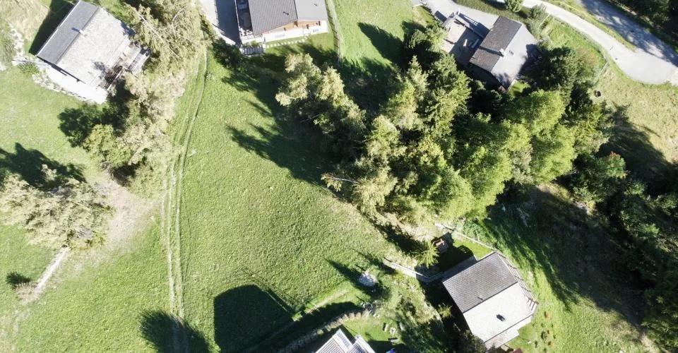Grande Parcelle prête à accueillir votre futur chalet à La Tzoumaz – foto 2 di 6