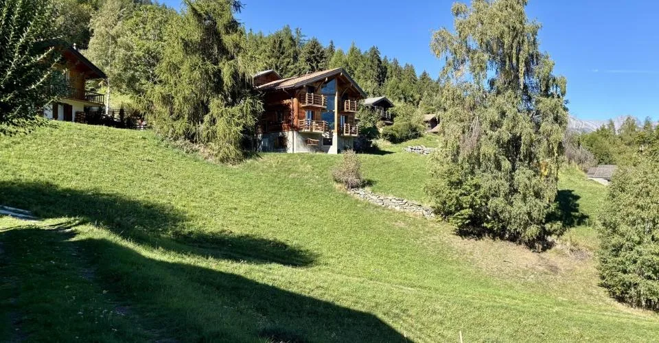 Grande Parcelle prête à accueillir votre futur chalet à La Tzoumaz – foto 4 di 6