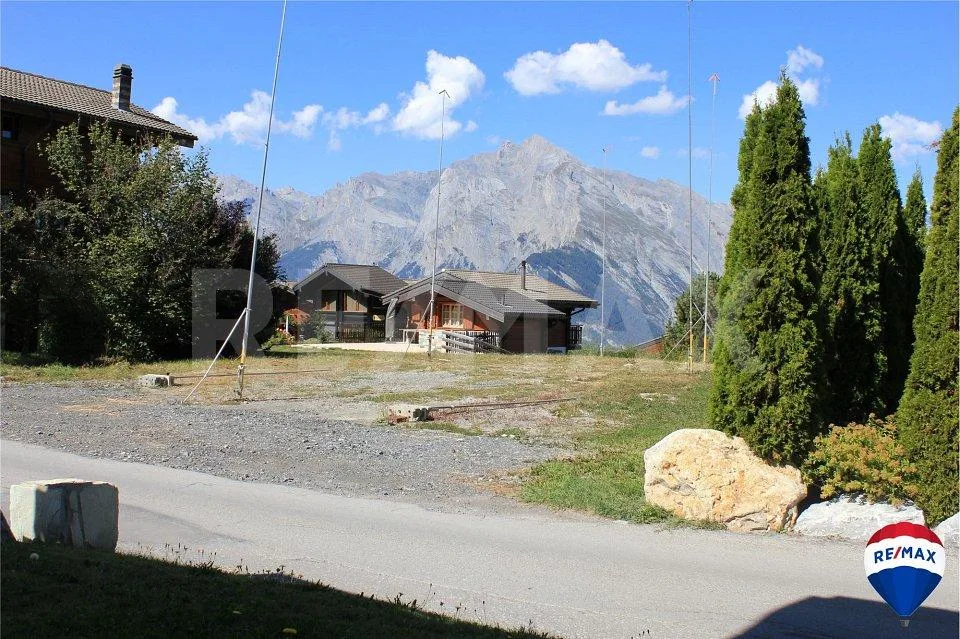 Terrain à construire avec projet, libre de mandat. – photo 4 sur 5