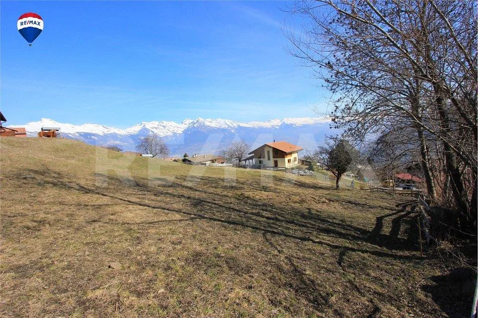 Terrain à construire en zone H 30.(H 40) – photo 3 sur 7
