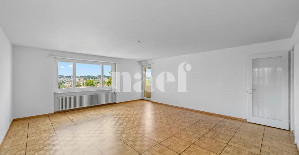 Appartamento di 5 locali al 4° piano in affitto a Friburgo – foto 2 di 12