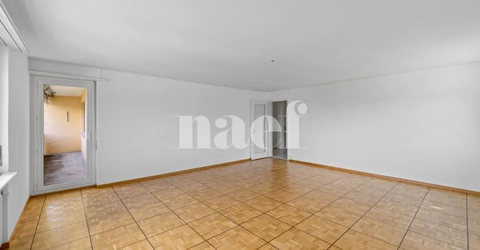 Appartamento di 5 locali al 4° piano in affitto a Friburgo – foto 3 di 12
