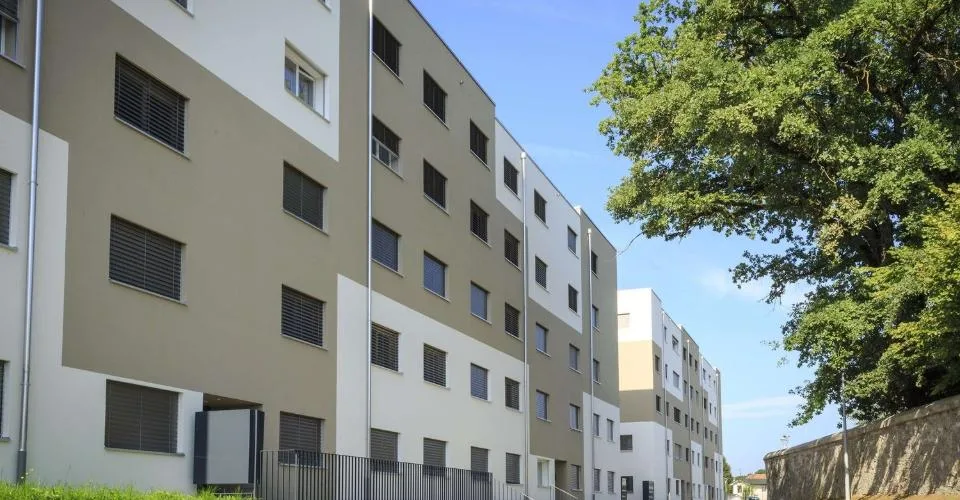 Appartement 2.5 pces au rez-de-chausée à la Tour-de-Trême ! – foto 3 di 11