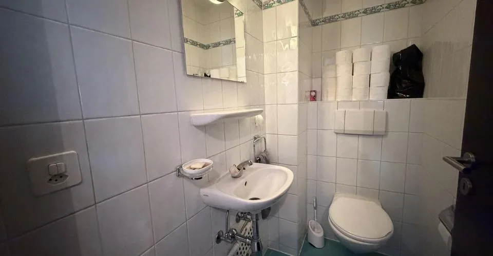Bel appartement avec jardin et jacuzzi à Bottens