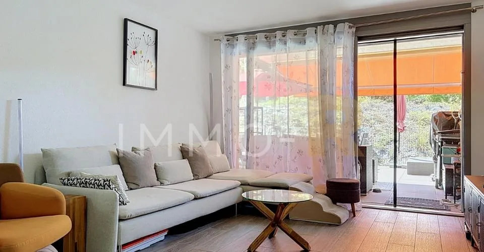 Charmante 3,5-Zimmer-Wohnung mit Terrasse und Garten – Foto 4 von 25