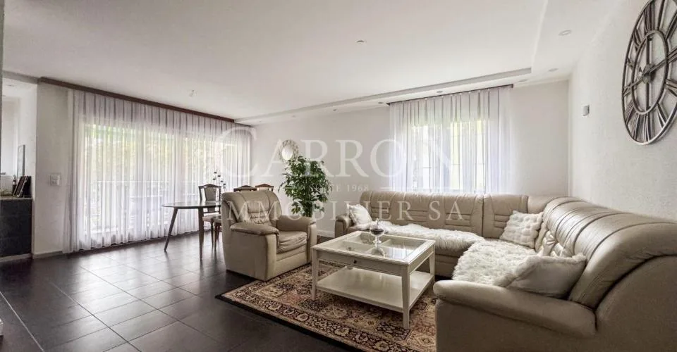 Appartement 4.5 pièces traversant avec balcon à Sion – Foto 2 von 20