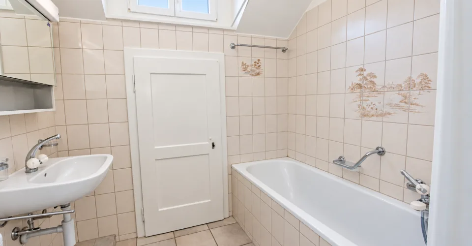 Große 4,5-Zimmer-Wohnung – Foto 9 von 10